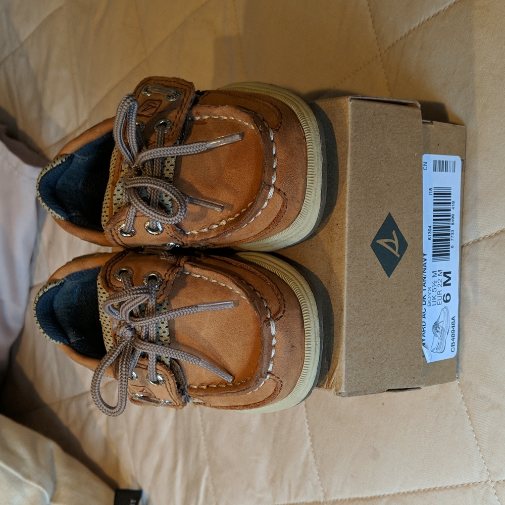 Sperry top-siders